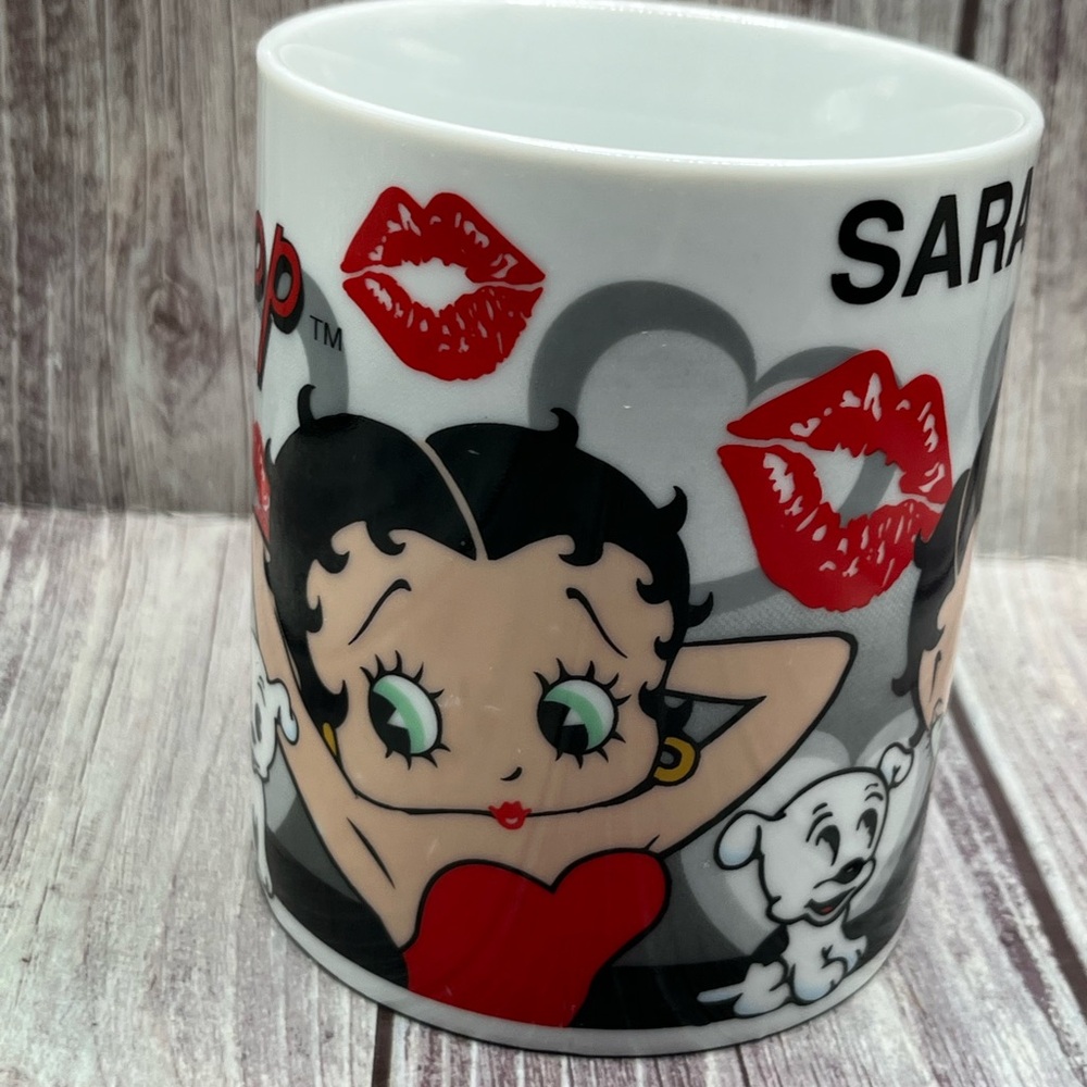 Betty Boop Red and Black Mug Vintage Sara Mug